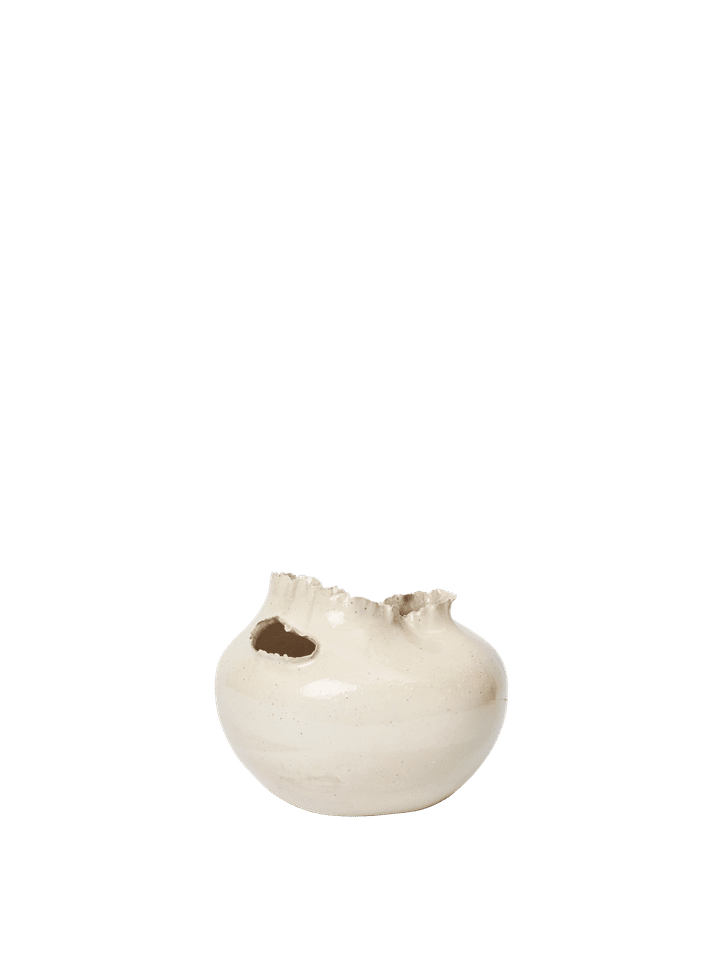 FermLiving_AW26_TereoRoundVase_Off-whiteSpeckle_1104274192_2.png