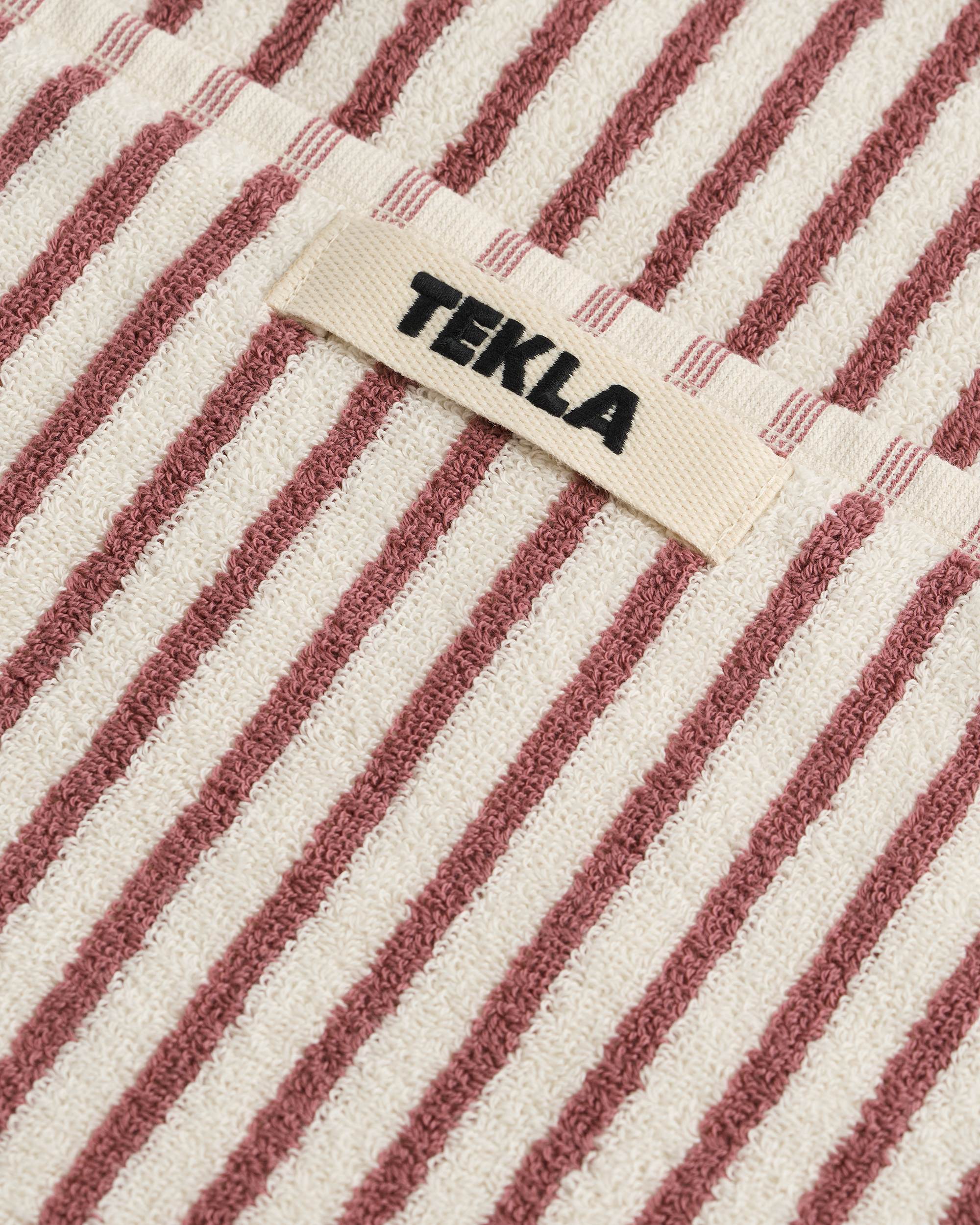 Tekla_Terry_Towel_Ripple_Stripes_3_1.jpg