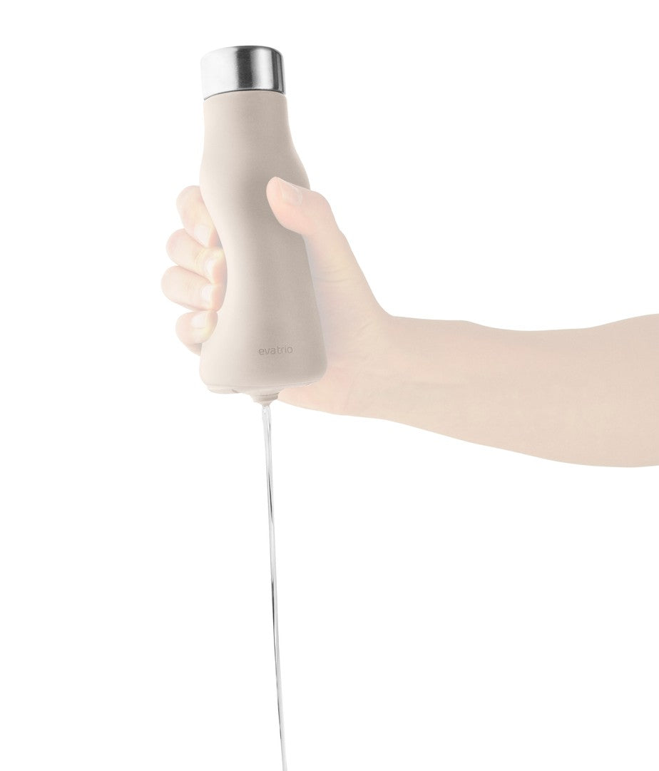 530695_Squeeze_Saebedispenser_Sand_laagsquezze_ghost_hand_aRGB_High.jpg