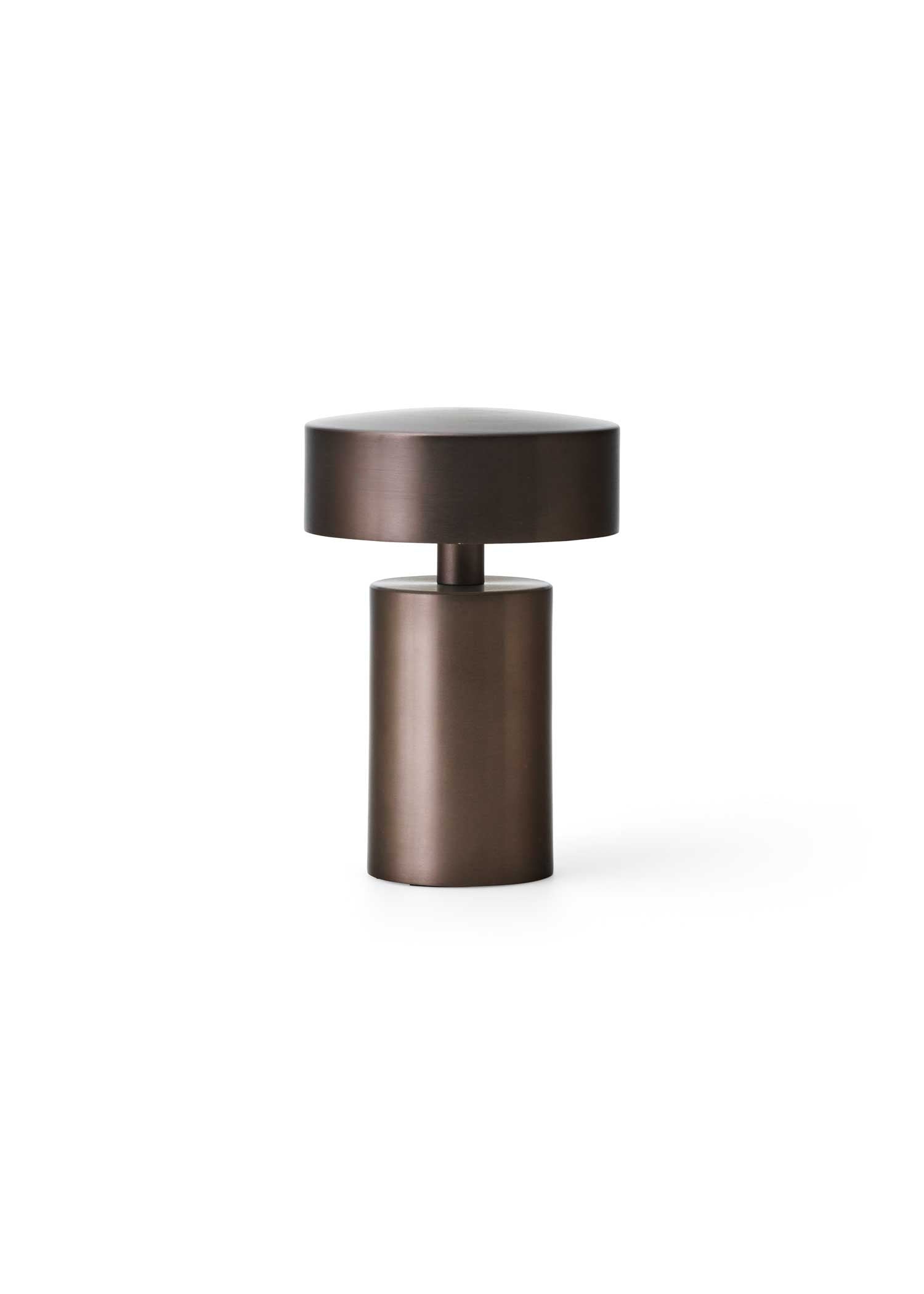 1881869_EU_1881869U_US_Column_Table_Lamp_Portable.jpg