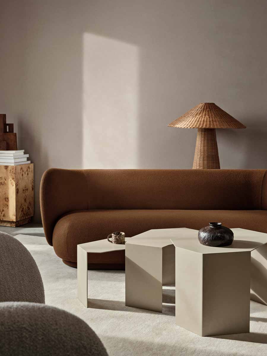 fermLIVING_SS24_ShardClusterTables_SetOf3_Cashmere_1104269203_DoroVase_H11_Coffee_1104269044_Rico3Seater_Tonus364SugarKelp_1004621744_1104263995_1104266730_1.jpg