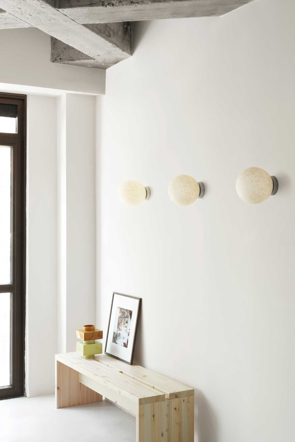 2023_Pix_Ceiling-Wall_Lamp_Ø20_Stretch_Bench_160cm_01.jpg