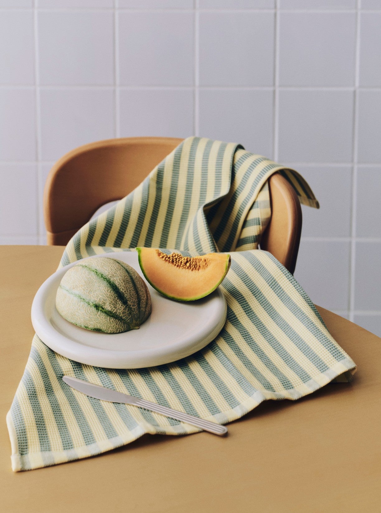 Canteen Tea Towel green and yellow block stripe_Barro Plate dia24 off white.jpg
