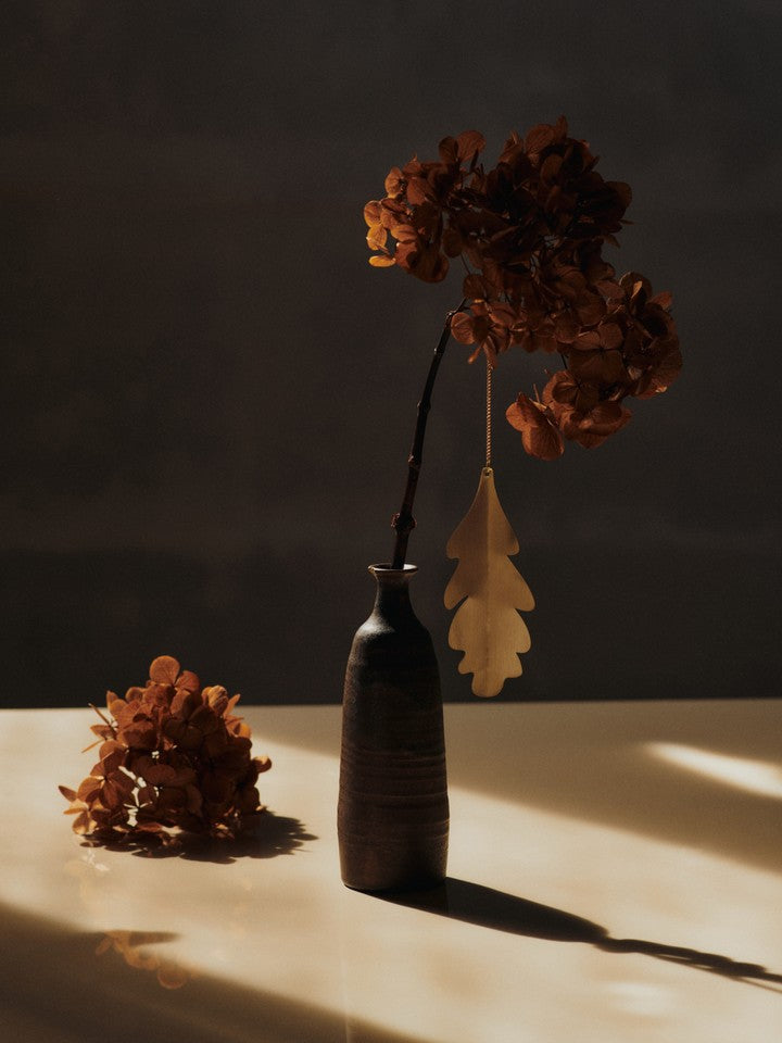 FermLiving_Holiday2025_OakLeafBrassOrnaments_SetOf4_Brass_1104271778_2.jpg