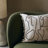 fermLIVING_AW23_FigureCushion_1104268230_01.jpg