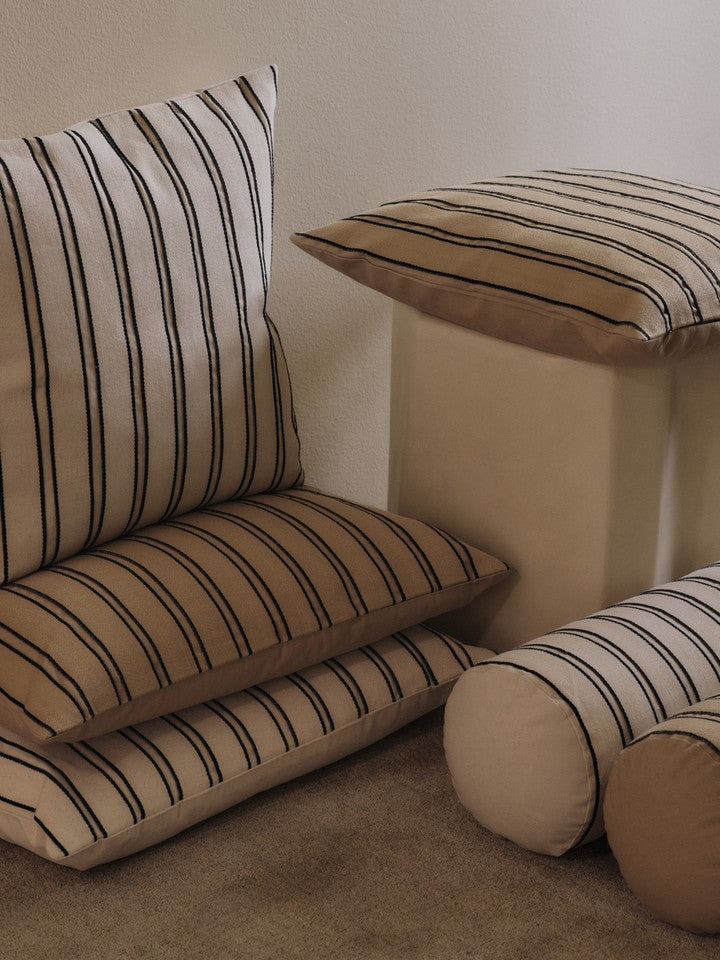FermLiving_AW25_TwillBolsterCushion_1104272022_1104272021_TwillCushion_1104272018_1104272070_1104272017_1104272071_TwillCushion_Rectangular_1104272020_1104272067.jpg