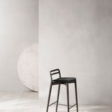 vipp-484-cabin-counter-stool-darkoak-cushioned-01.jpg
