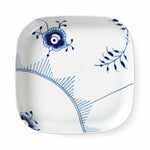 1065430_royalcopenhagenemea_04_blue-fluted-mega-square-ovenware-30cm.jpg