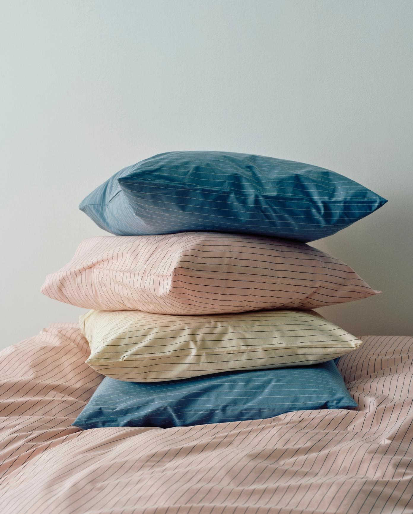 Fineline Bedlinen soft pink_blue_ivory 01 (1).jpg