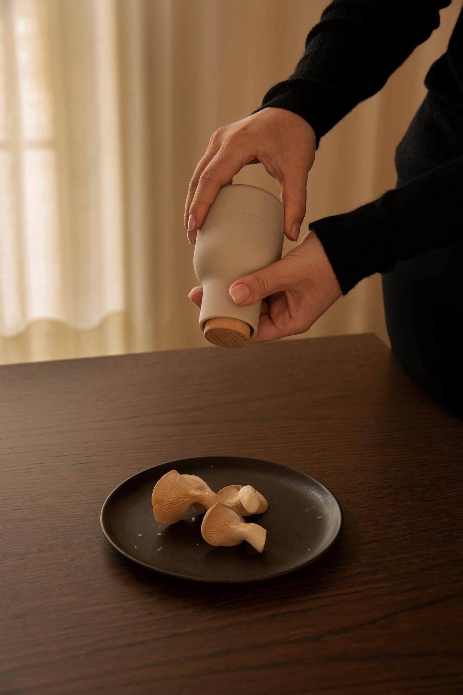 Audo_Bottle_Grinder_Small_25.jpg