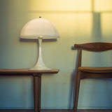 louis-poulsen_carl-hansen-img_3899-edit-02692-9722-50047-1.jpg