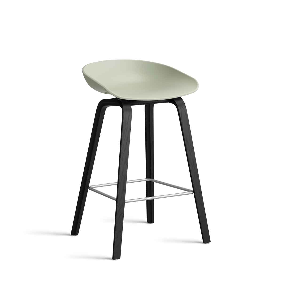AA001-D150-AA51_AAS-32-H65-pastel-green-2.0-shell_black-wb-laquered-oak-base_stainless-steel-footrest.jpg