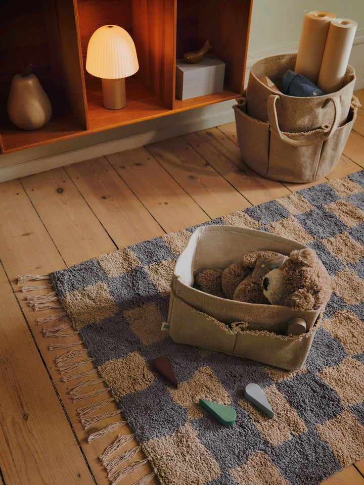 FermLiving_AW25_PearMoneyBank_Cashmere_1104272011_FrillPortableLamp_CashmereWhite_1104271028_HokanTextileStorage_18x30_Natural_1104272338_MaraWashableRug_MistBlue-WarmSand_1104271997_HokanTextileStorage_30_Natural_1.jpg