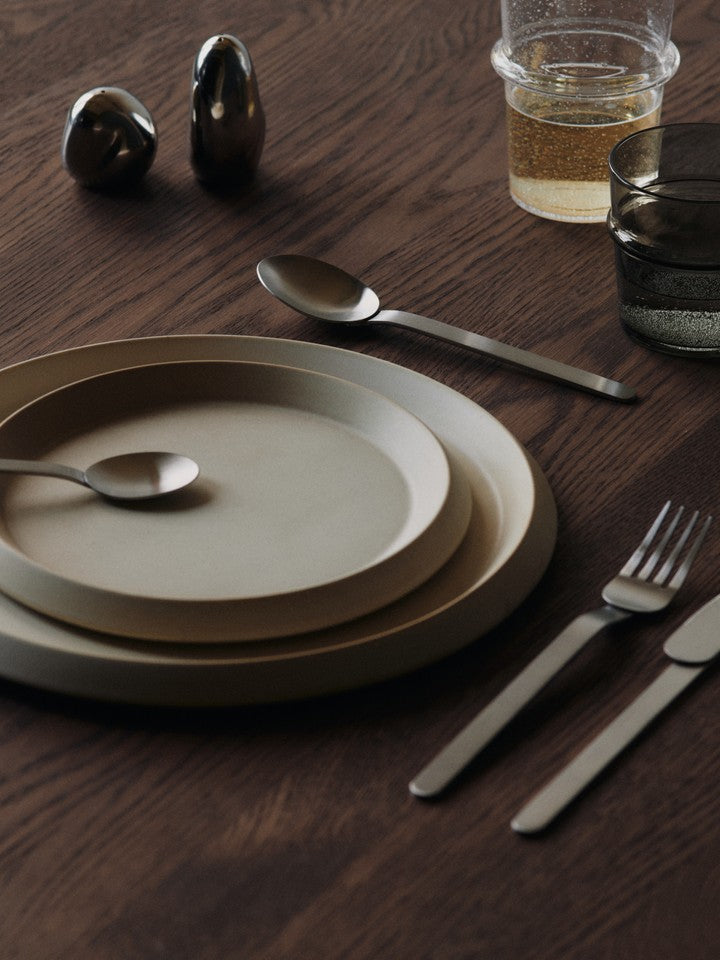FermLiving_Holiday2025_SteloCutlery_SetOf4_BrushedStainlessSteel_1104272000_OrevoSaltAndPepperShakers_SetOf2_Steel_1104271994_1104270742_1104270739_1104272028_1104272030.jpg