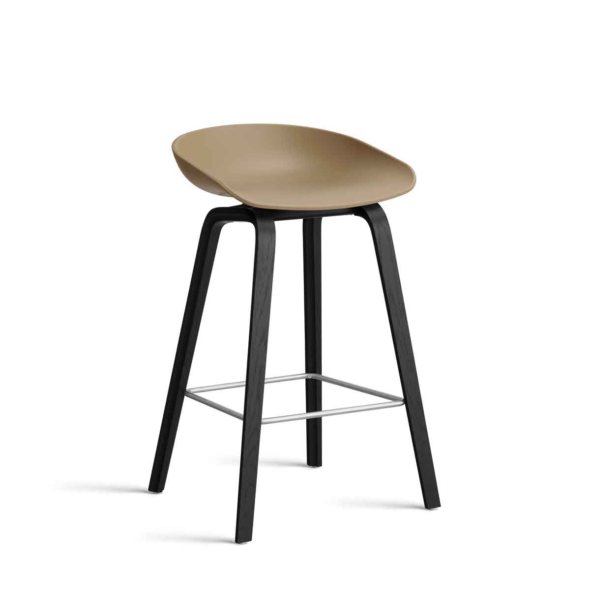 AA001-D129-AA51_AAS-32-H65-clay-2.0-shell_black-wb-laquered-oak-base_stainless-steel-footrest.jpg