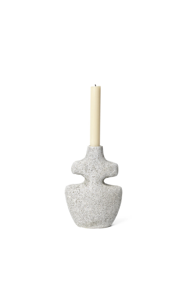 fermLIVING_AW23_1104268188_YaraCandleHolder_Medium_01.jpg