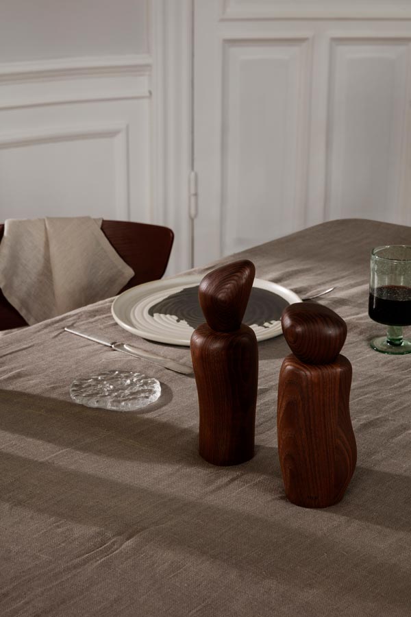 fermLIVING_AW22_CairnGrinder_1104266196_PebbleGrinder_1104266195_image_1.jpg