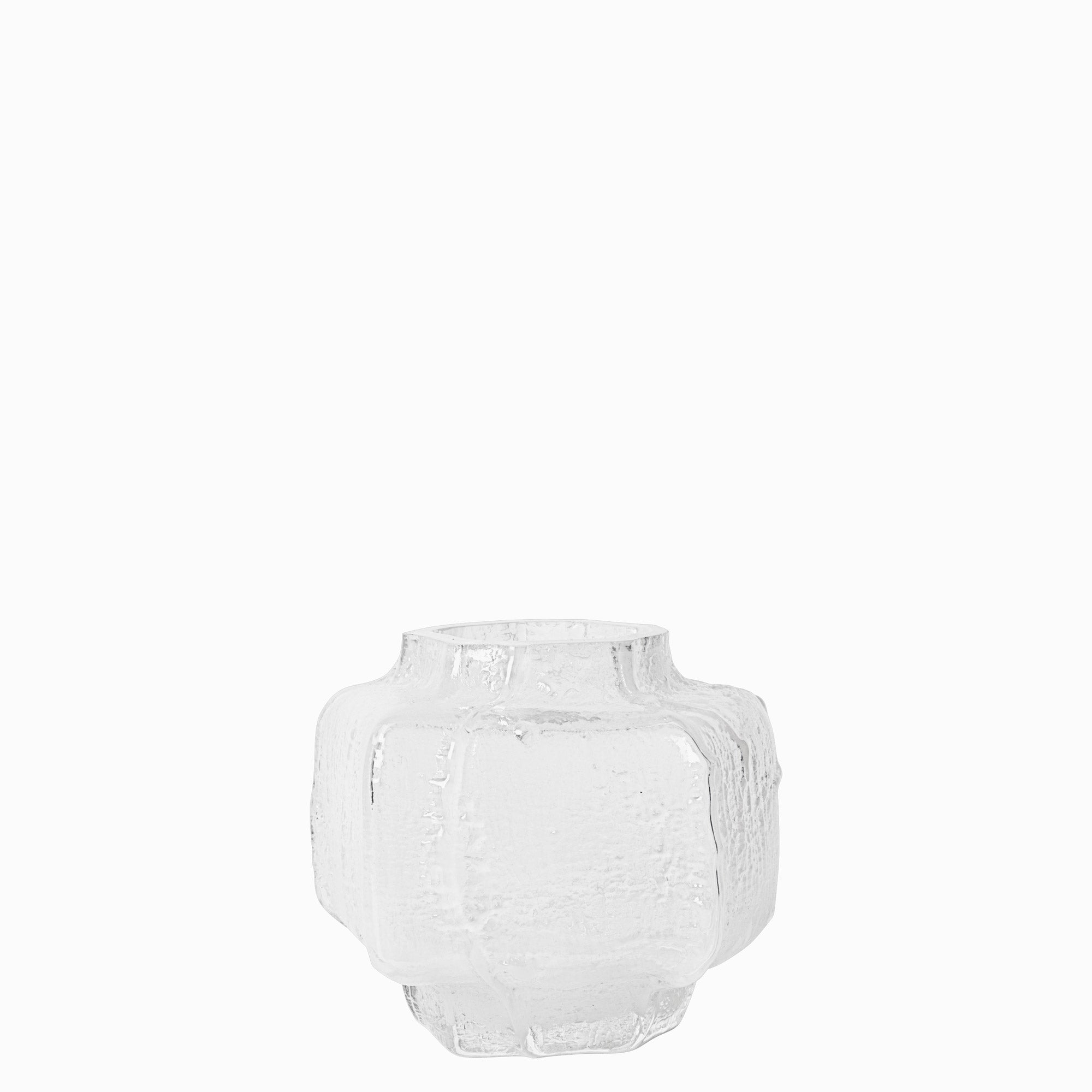 FermLiving_AW26_MokuriVase_H15_White_1104273892_1.jpg