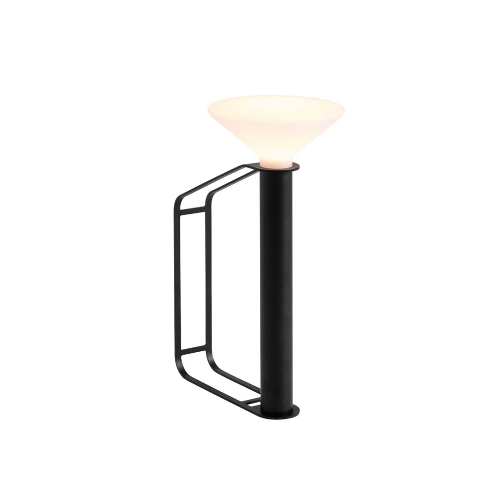17213-en-piton-portable-lamp-black-muuto-6192x6192-org.jpg