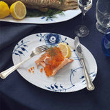 1016912_royalcopenhagenemea_03_blue-fluted-mega-oval-plate-28cm.jpg