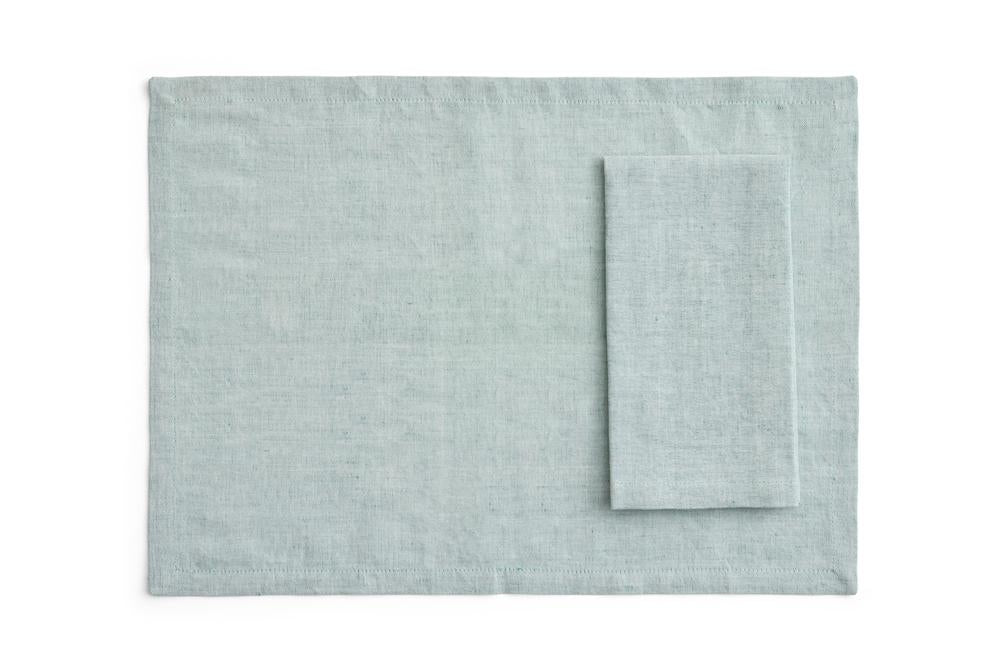 AE984-A908-AT84_Tavolo Napkin_Placemat Set of 4 soft green 01.jpg