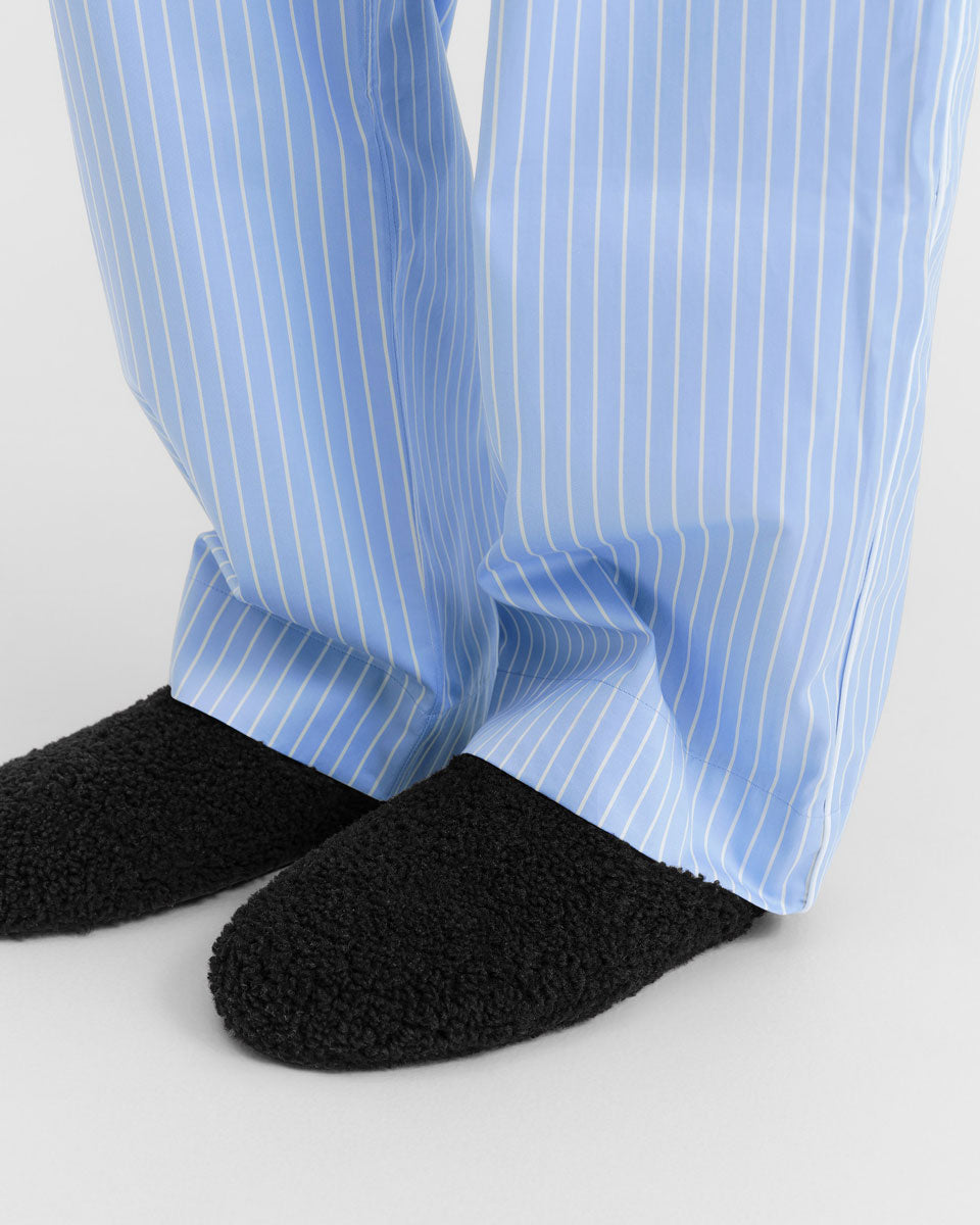 Tekla_Home_slipper_Accessories_Black_1.jpg