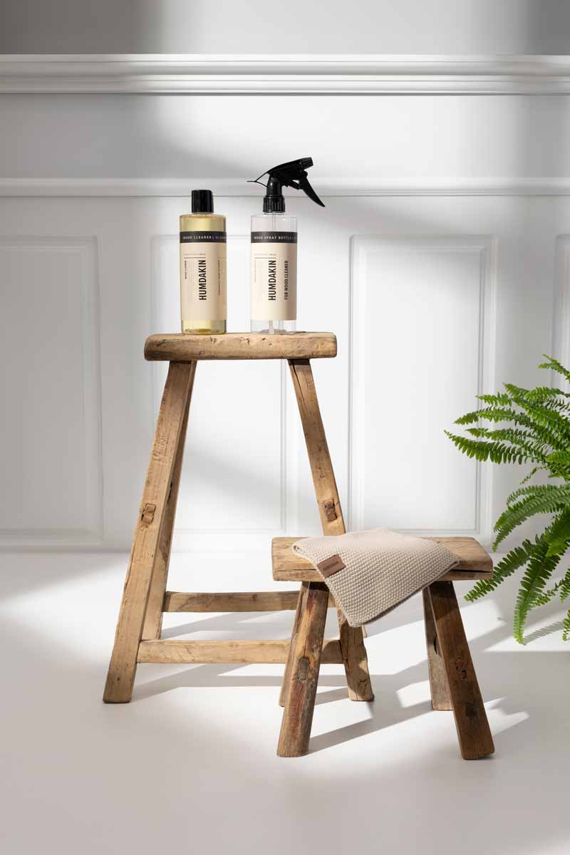 Humdakin_SKU788_WoodCleaner_SKU792_WoodSprayBottle_SKU93_KnittedDishcloth_LightStone_2.jpg
