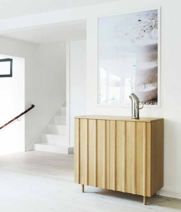2022_Rib_Cabinet_Oak_Pipe_Pitcher.jpg