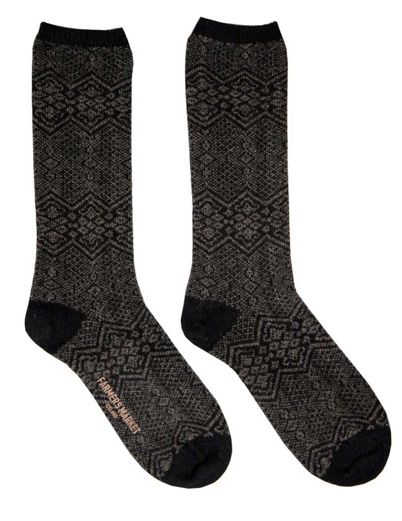 hamragardar_socks_black_8dbdbb19-96d9-46b1-9725-b910877a4173_1024x1024.jpg