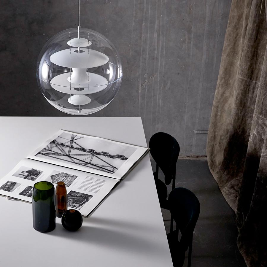 globe3.jpg