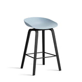 AA007-D123-AA51_AAS-32-H65-slate-blue-2.0-shell_black-wb-laquered-oak-base_black-steel-footrest.jpg