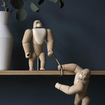 gorillas_hanging_standing_540x.jpg