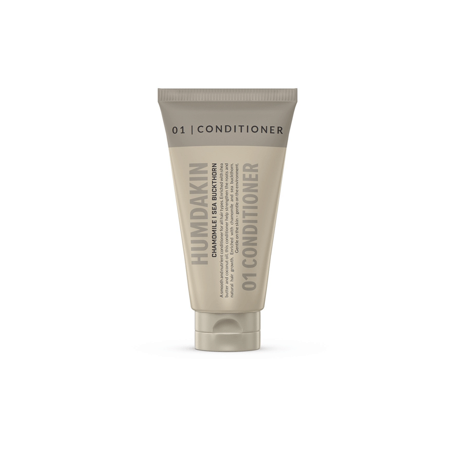 01_20Conditioner_2030_20ml_20-_20chamomile_20and_20sea_20buckthorn-Hair_20and_20Body_20care-278_1800x1800.png