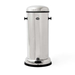 vipp-16-pedal-bin-white-01-rgb-white-highstal.jpg