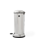 vipp-16-pedal-bin-stainless-steel-02.jpg