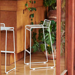 Hee-Bar-Stool-white_01.jpg