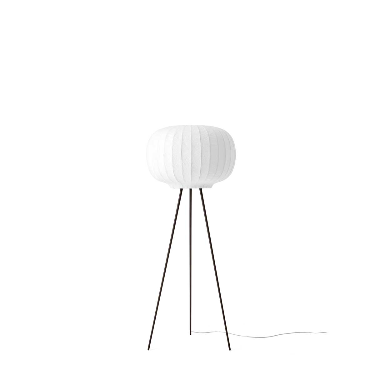 vipp-581-paper-floor-lamp-dark-oak-01-(1).jpg