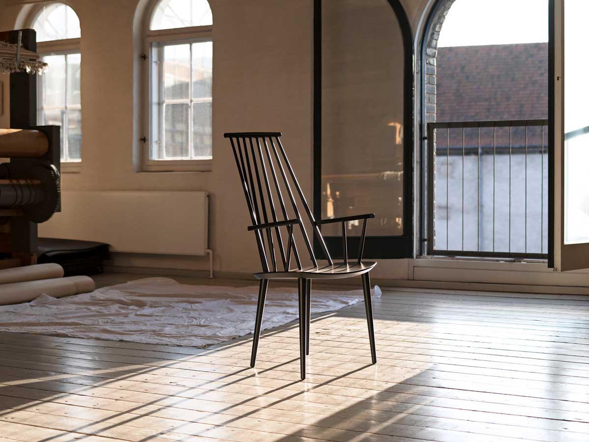 J110-black-wb-lacquer-beech.jpg