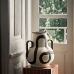 fermLIVING_AW23_TraceVase_1104268258_01.jpg