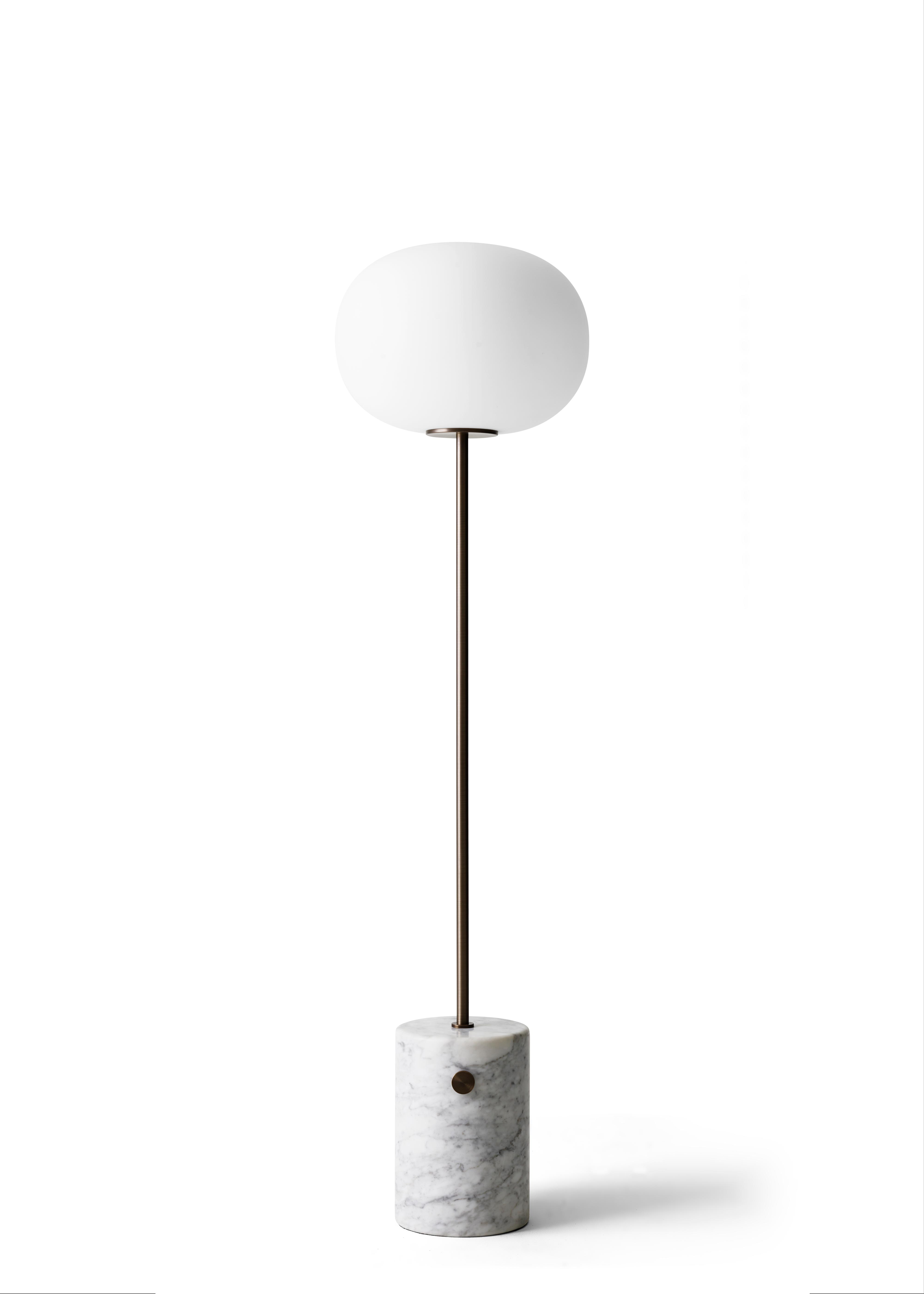 1840639_EU_1840639U_US_JWDA_Floor_Lamp_White_Marble_Bronzed_Brass_front.jpg