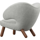 House-of-Finn-Juhl_Pelican-Chair_Walnut_Remix_0123_01_V02.jpg