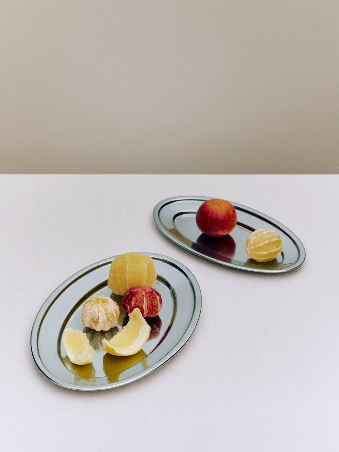 Essential Steel Oval Dish M_Essential Steel Oval Dish L.jpg