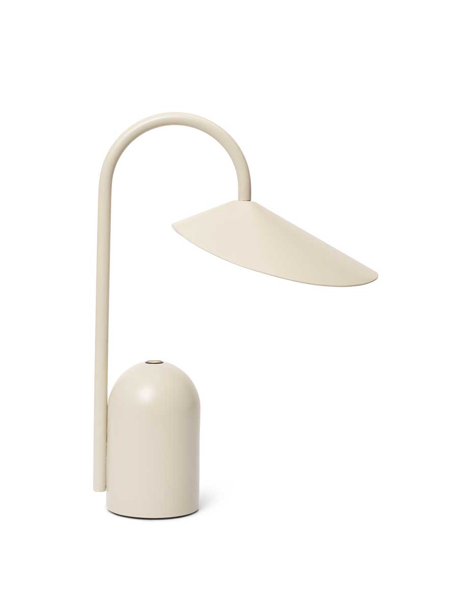 fermLIVING_SS24_ArumPortableLamp_Cashmere_1104269285_1.jpg