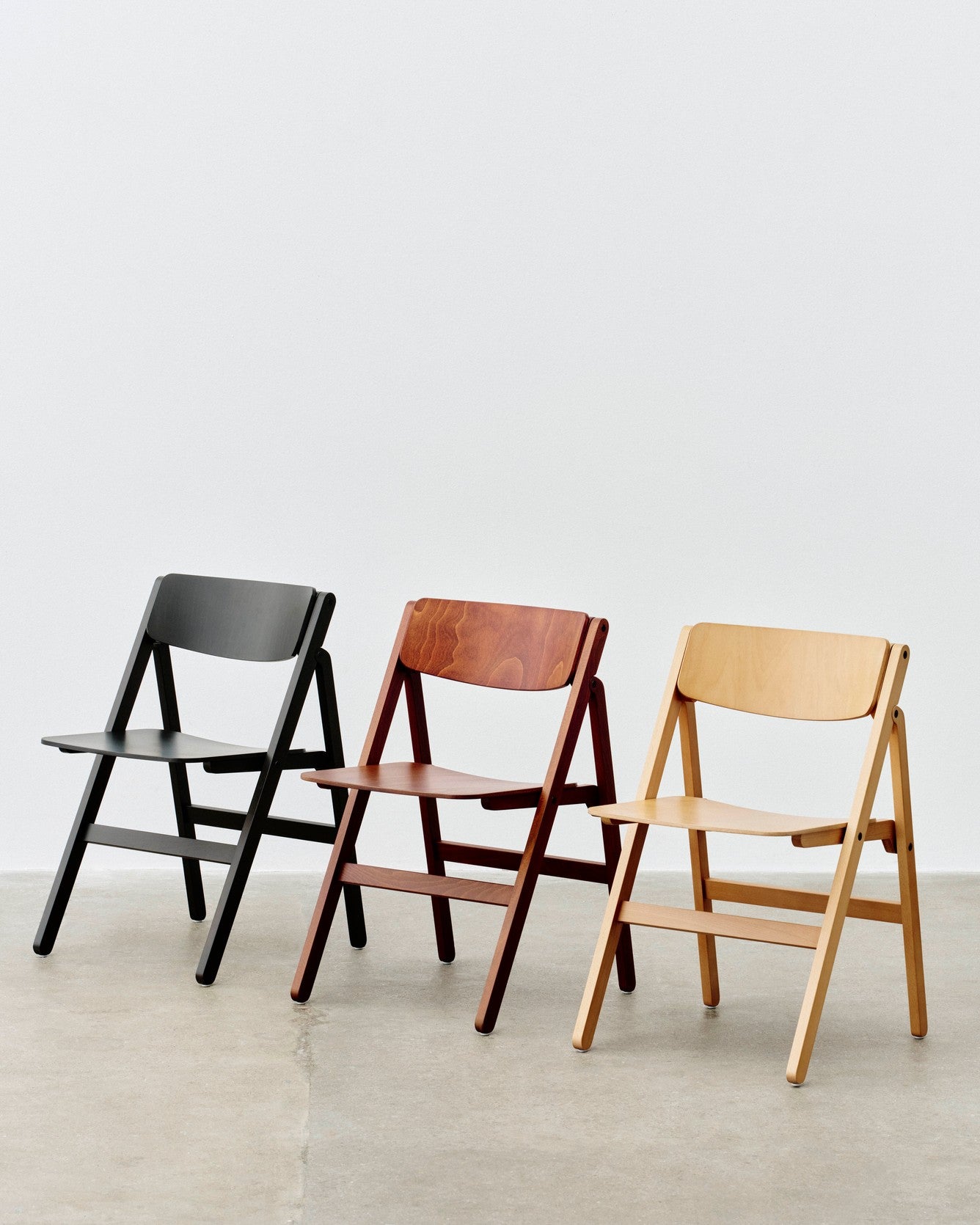 AF774-F774_Backflip Chair_AF774-G377_Backflip Chair_AF774-F769_Backflip Chair_01.jpg