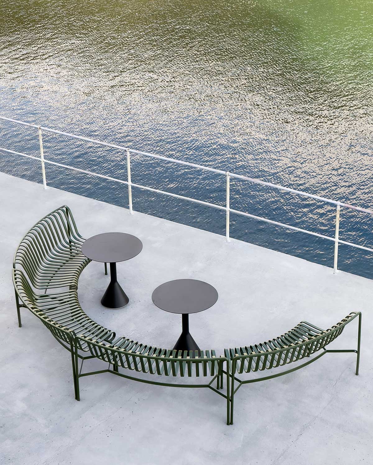 Palissade-Park-Dining-Bench-In-olive_Palissade-Cone-Table-anthracite.jpg