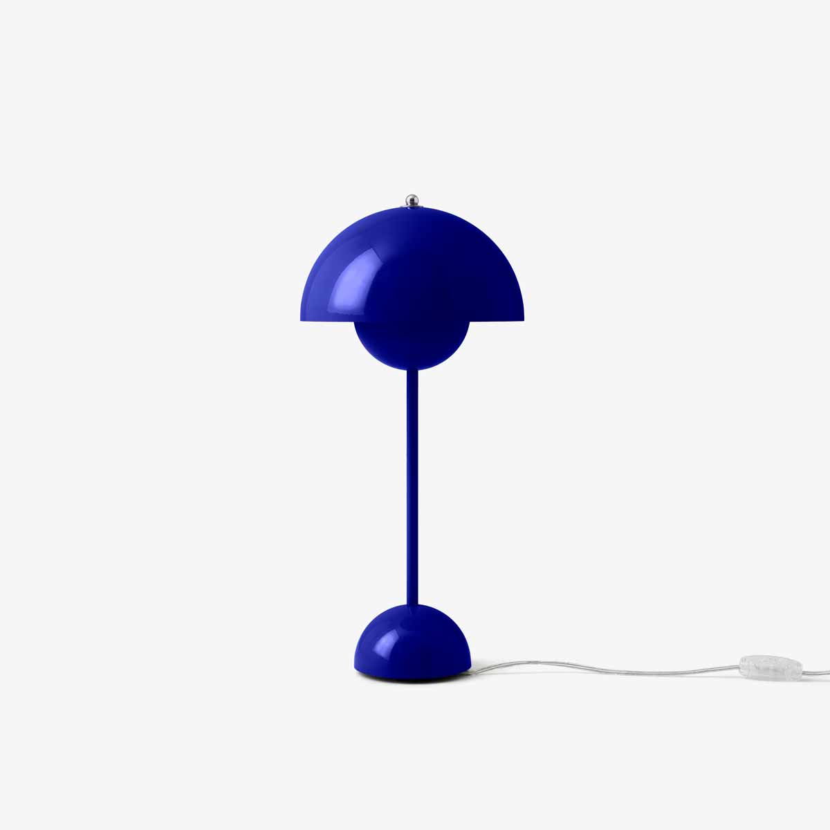 Flowerpot-VP3-Cobalt-Blue_off.jpg