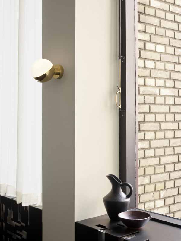 VL-Studio-Wall-Brass-Up-AW21-08170.jpg