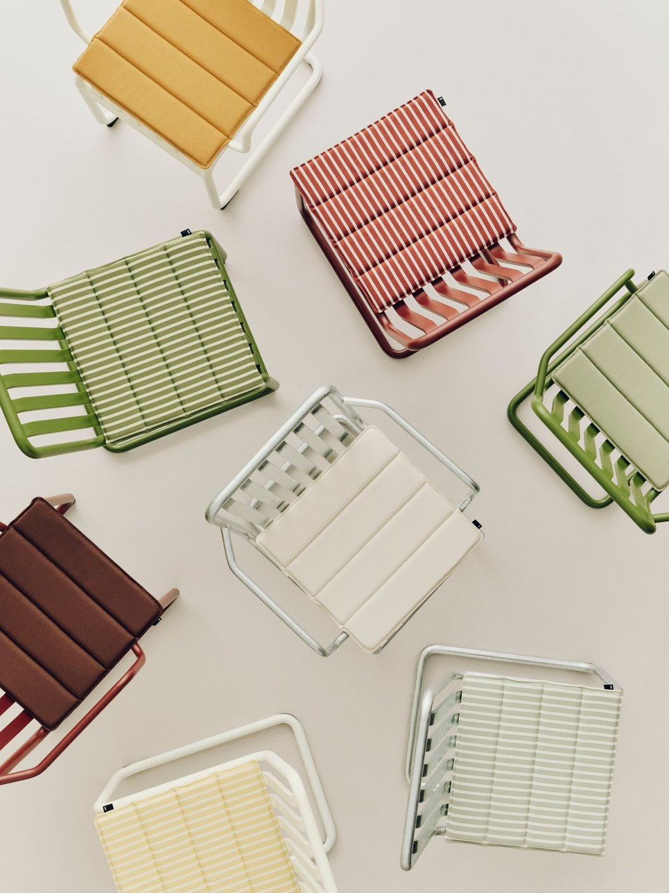 Terrazza Seat Cushion family_Palissade Cantilever.jpg