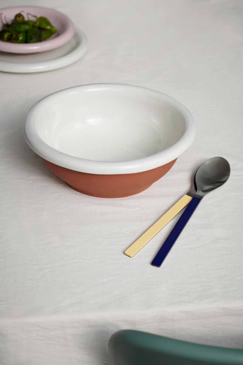 Barro-Salad-Bowl-off-white_MVS-Serving-Spoon-set-of-2-dark-blue-and-yellow.jpg