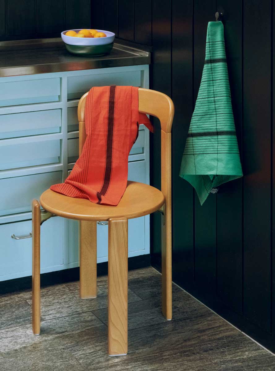 Linear-Tea-Towel-warm-red_Linear-Tea-Towel-green.jpg